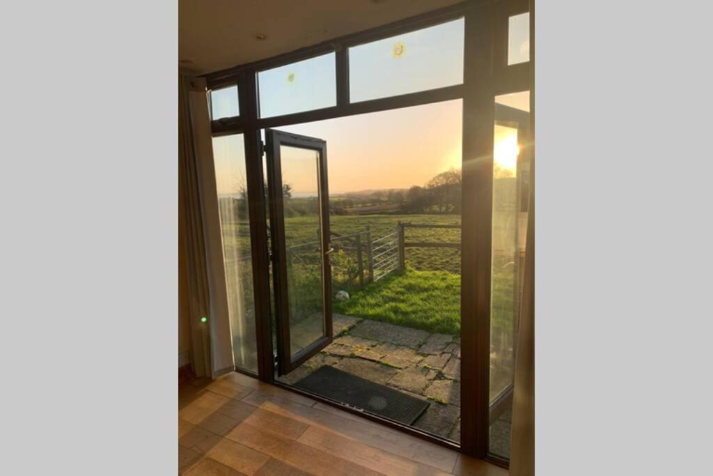 Edge Barn Villa Woolaston Exterior photo